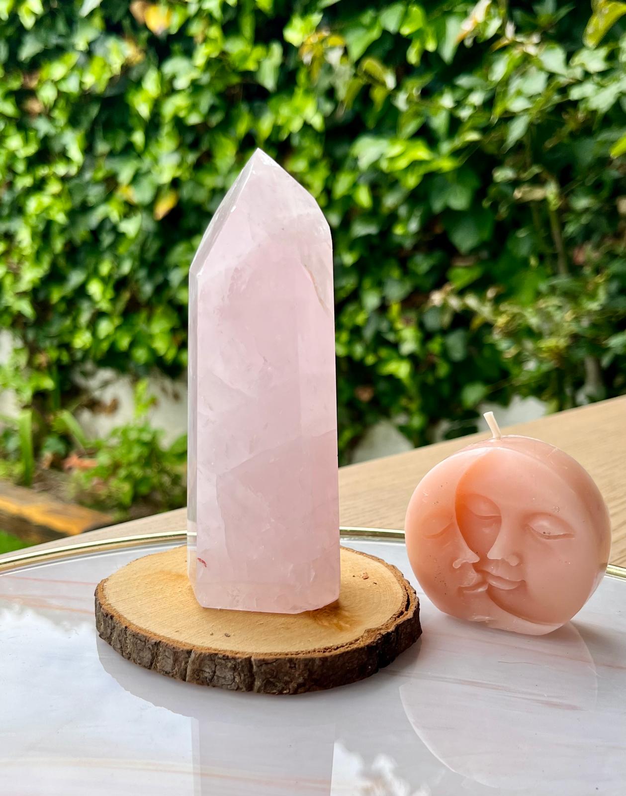 PUNTA PULIDA CUARZO ROSA GRANDE - CALIDAD EXTRA (12,8 X 4,7 cm)