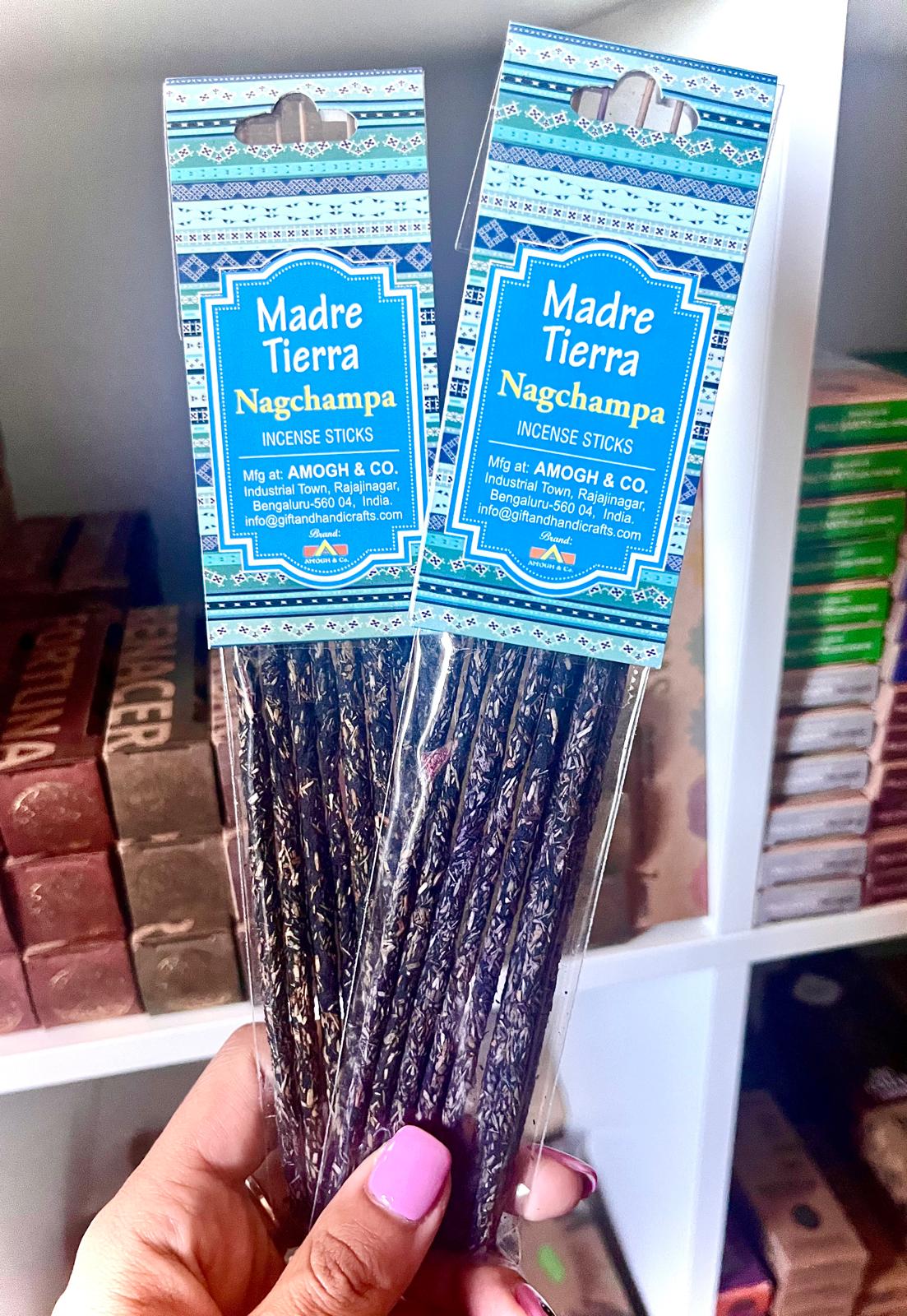 INCIENSO ORGANICO MADRE TIERRA DE NAG CHAMPA (8 varillas)