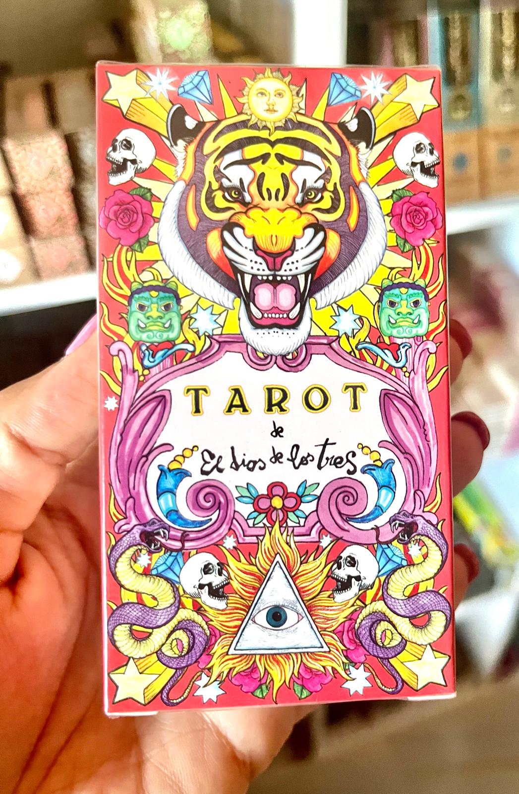 TAROT DE EL DIOS DE LOS TRES