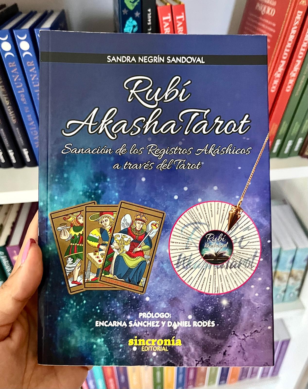 RUBÍ AKASHA TAROT